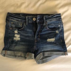 American Eagle low rise midi shorts- size 2 (read description)